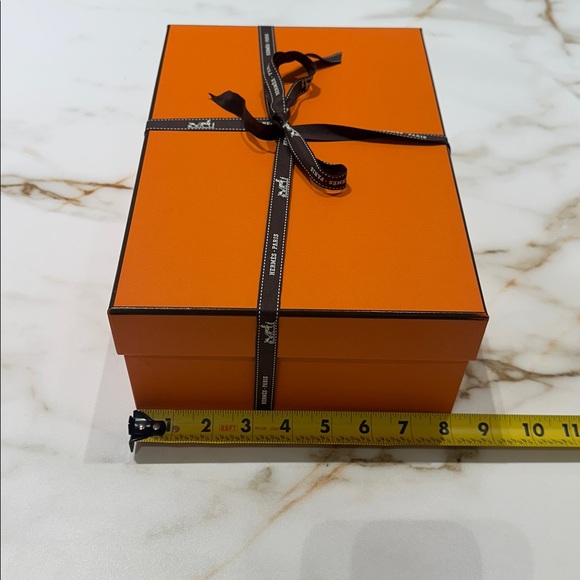 Hermès Orange Box with Ribbon 12x8x4.5 - Picture 3 of 4